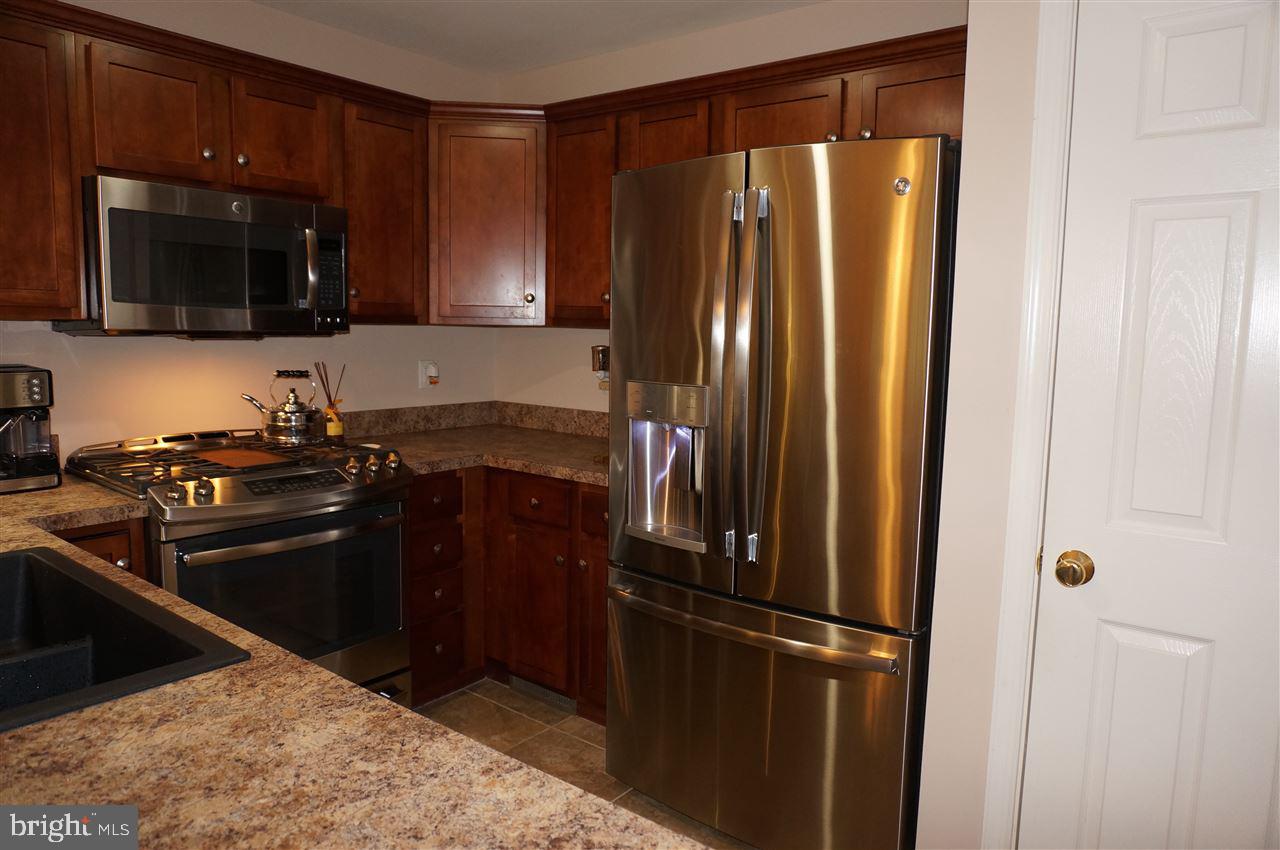 177 Oaklea Road Harrisburg, PA 17110 - Photo 8 of 24 Gallery Image 8