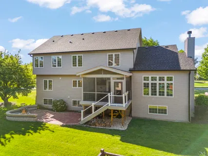 $685,000 | 26407 Silverleaf Drive, Plainfield, IL 60585