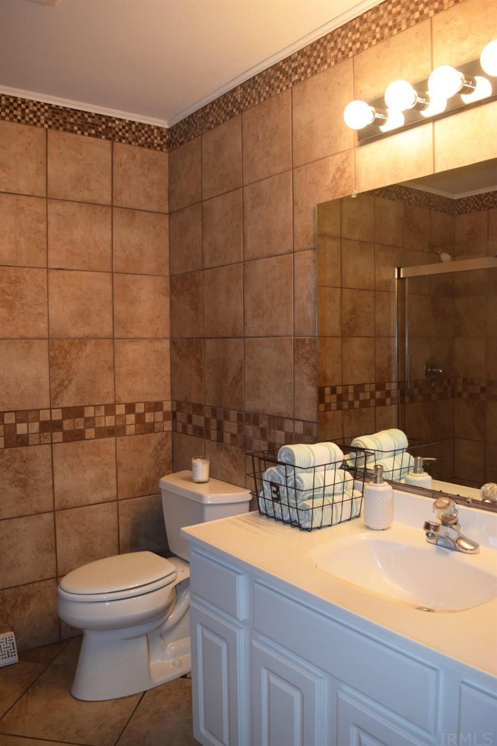 3753 Stringtown Road Evansville, IN 47711 - Photo 11 of 30 Gallery Image 11