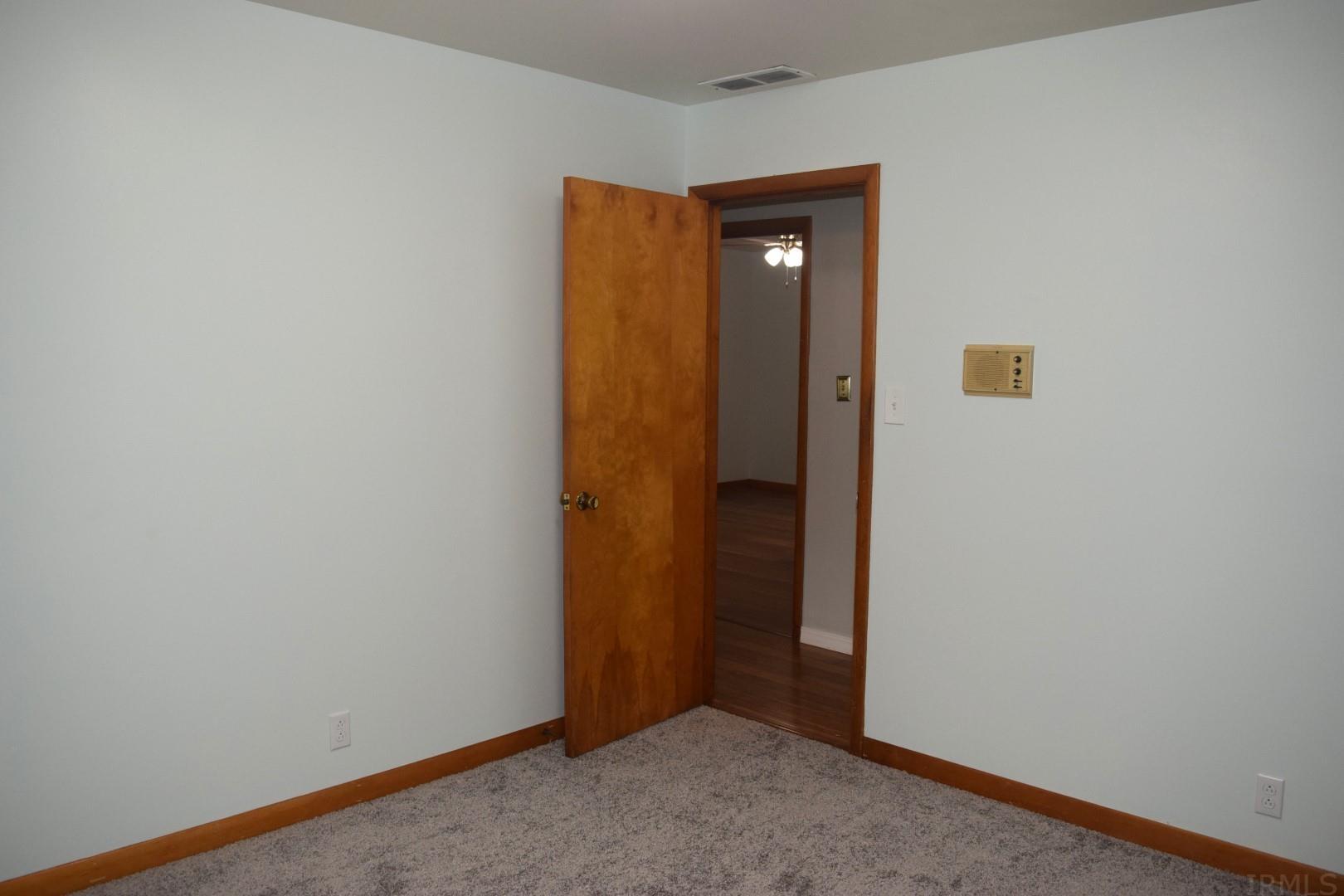 3753 Stringtown Road Evansville, IN 47711 - Photo 16 of 30 Gallery Image 16