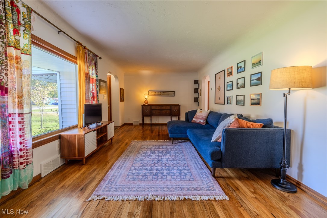 8060 Edgewood Road Mentor, OH 44060 - Photo 4 of 46 Gallery Image 4