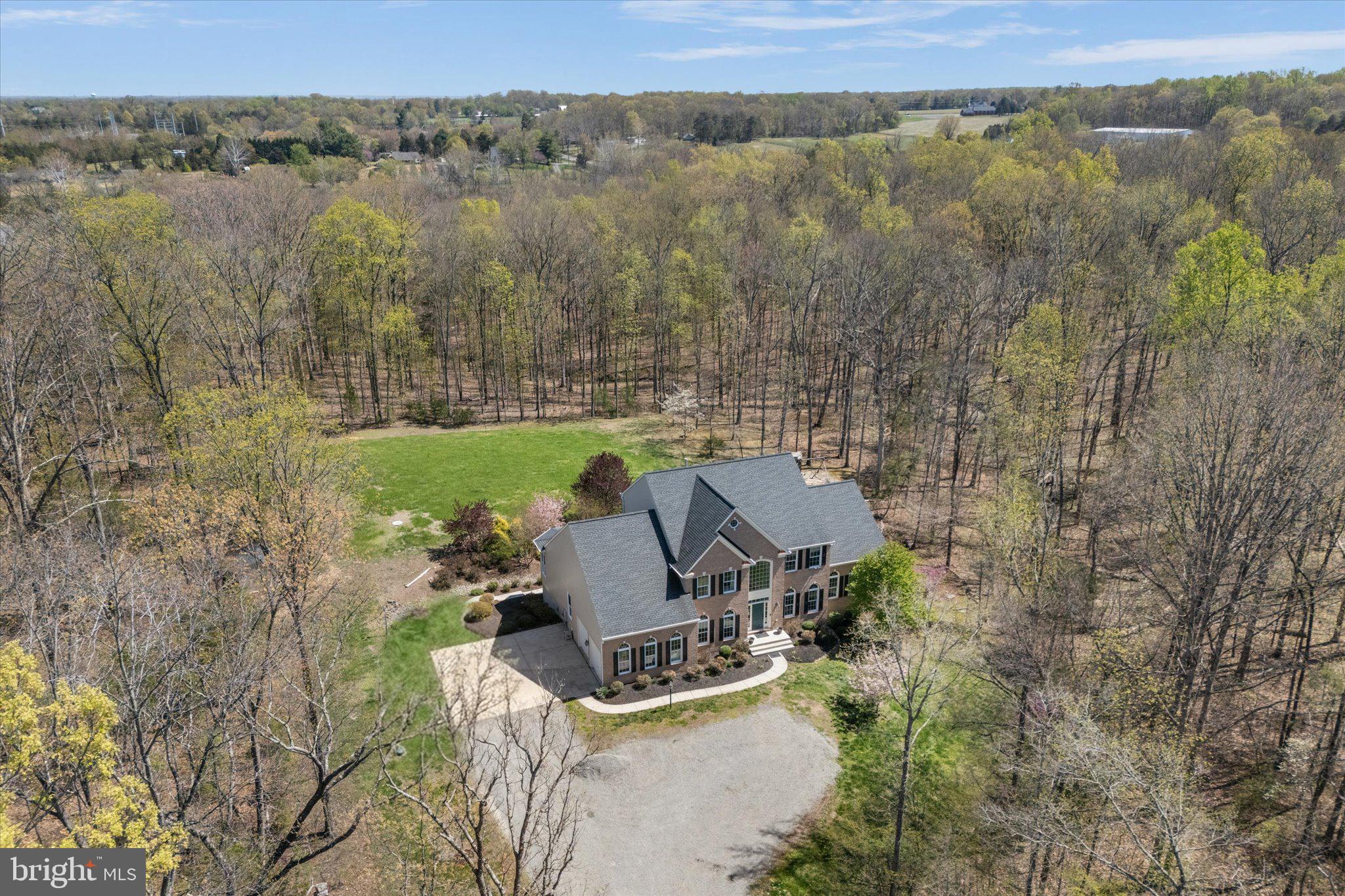 9055 Buckland Mill Road Gainesville, VA 20155 - Photo 2 of 14