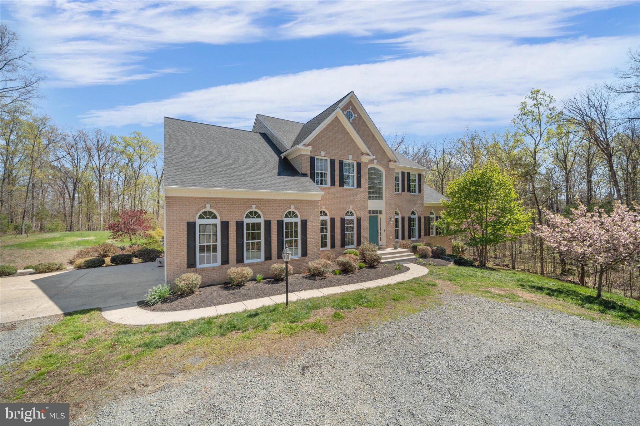 9055 Buckland Mill Road Gainesville, VA 20155 - Photo 3 of 14