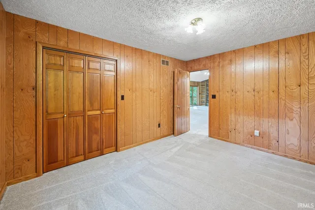 $575,000 | 7150 Robert Ross Lane, West Lafayette, IN 47906