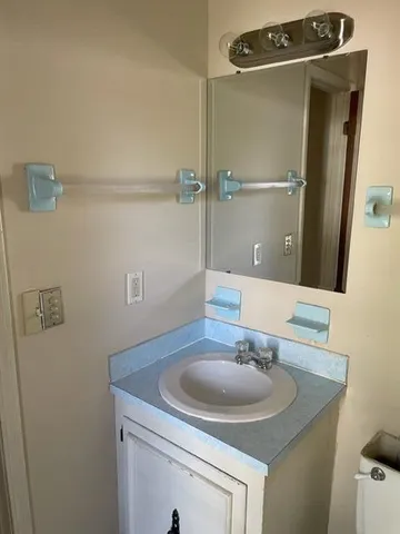 $1,750 | 204 Terry Avenue, Summerville, SC 29485