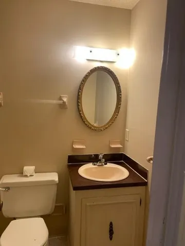 $1,750 | 204 Terry Avenue, Summerville, SC 29485