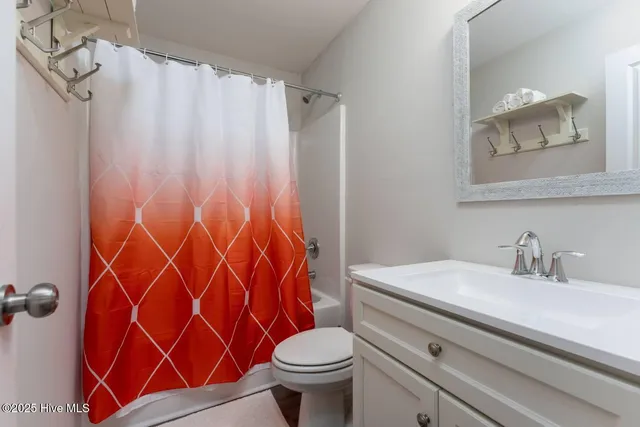 $1,400 | 232 Jordan Lane, Wilmington, NC 28403