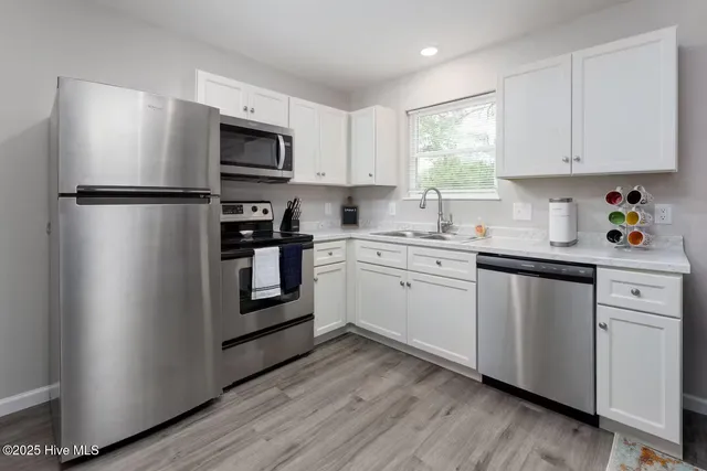 $1,400 | 232 Jordan Lane, Wilmington, NC 28403