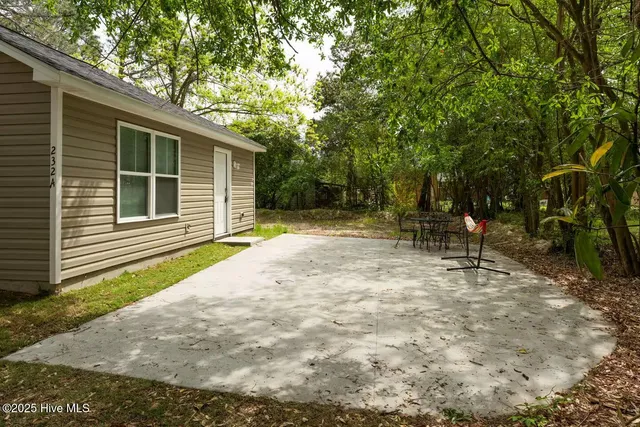 $1,400 | 232 Jordan Lane, Wilmington, NC 28403