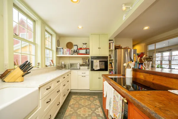 $465,000 | 139 Hollow Woods Road, Peacham, VT 05862
