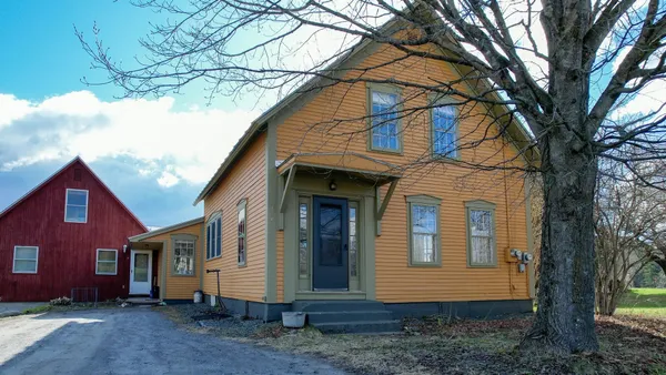$465,000 | 139 Hollow Woods Road, Peacham, VT 05862