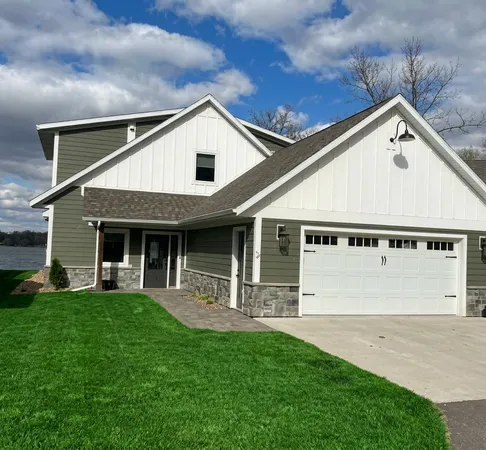 $1,200,000 | 2405 South Le Homme Dieu Drive Northeast, Unit 3, Alexandria, MN 56308