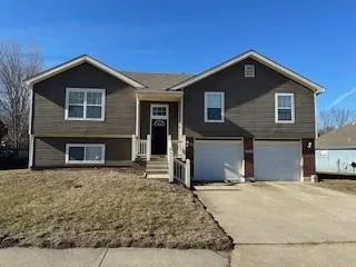 $340,000 | 1204 Southwest Cross Creek Drive, Grain Valley, MO 64029