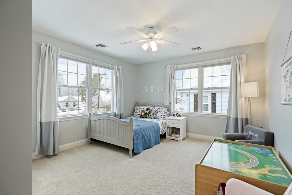 110 Maple Street, Unit 110 Needham, MA 02492 - Photo 19 of 23