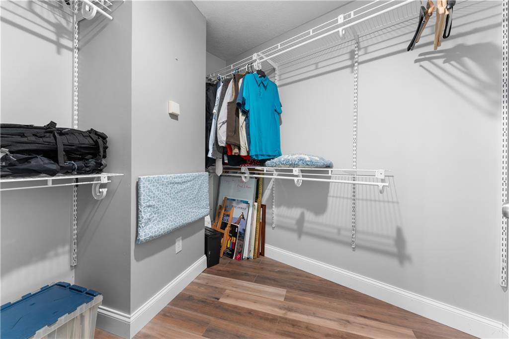 147 Lindley Road Canonsburg, PA 15317 - Photo 19 of 35 Primary also features a large walk-in closet