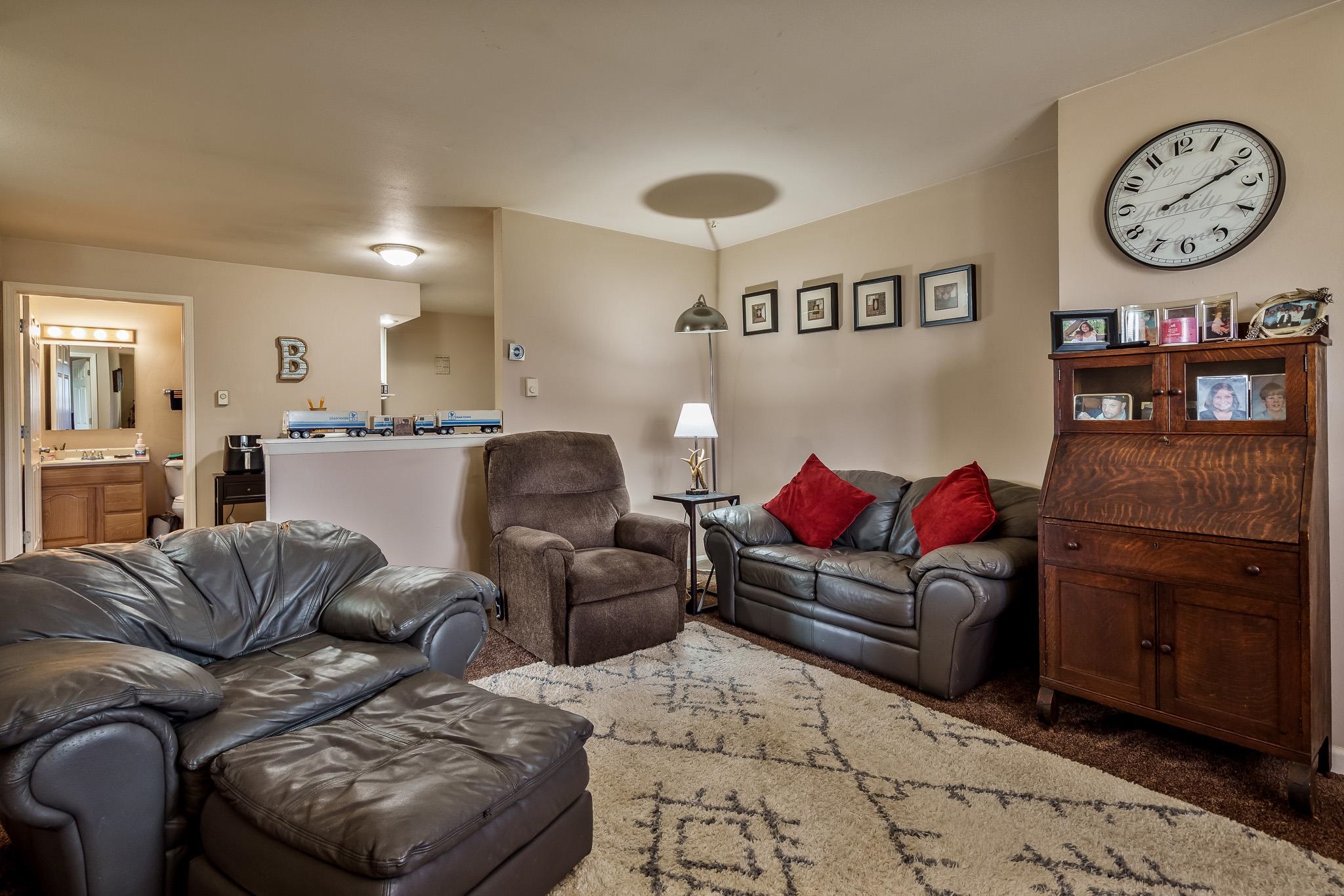 9960 Bitterroot Road Roscoe, IL 61073 - Photo 11 of 28