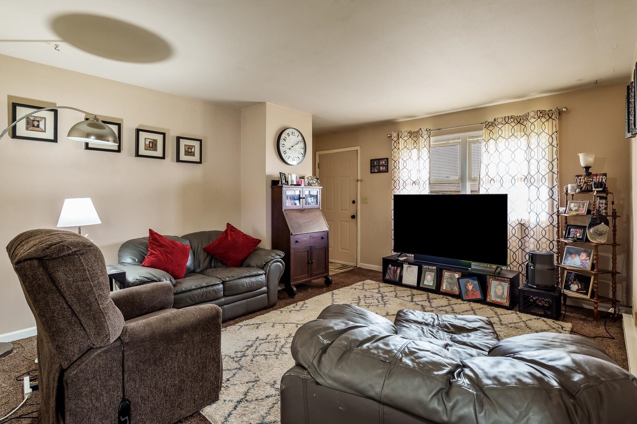 9960 Bitterroot Road Roscoe, IL 61073 - Photo 13 of 28