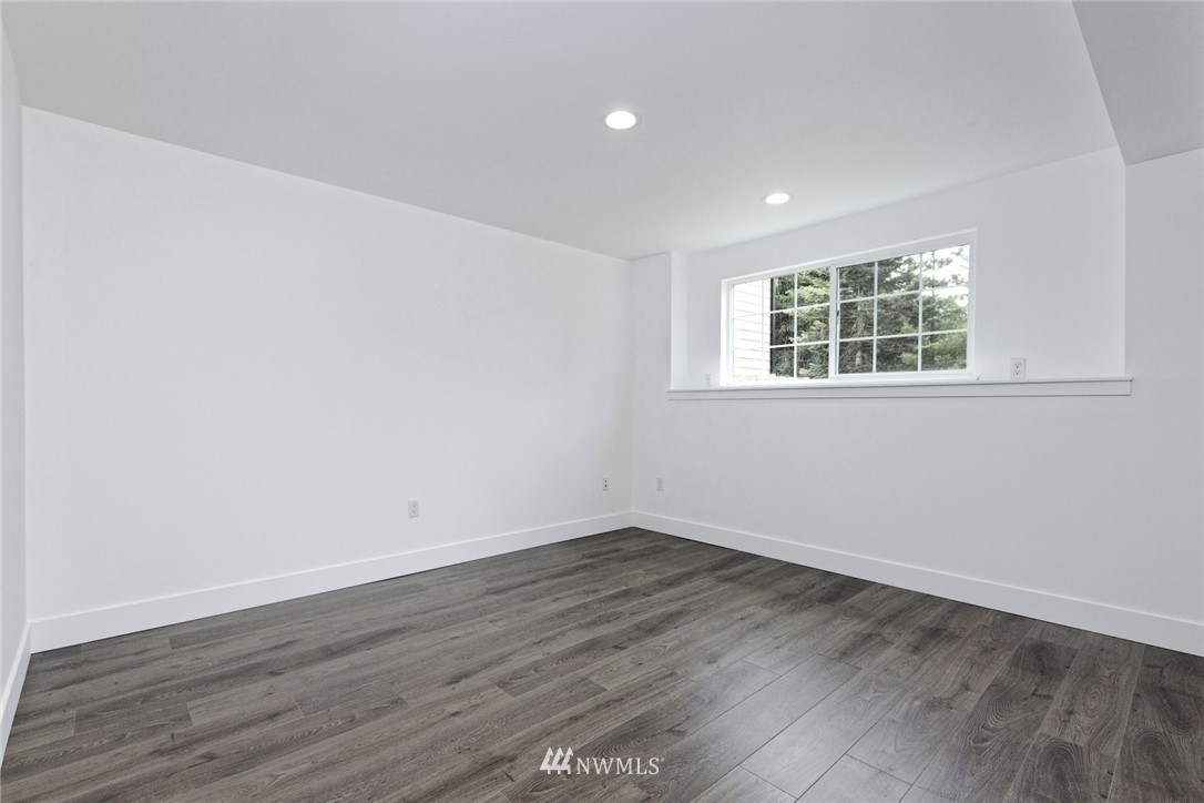 1590 East McReavy Road Union, WA 98592 - Photo 7 of 23 Gallery Image 7
