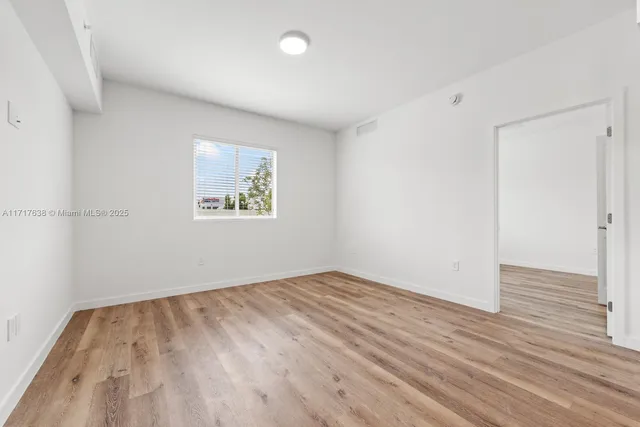 $2,400 | West Perrine, Miami, FL 33157