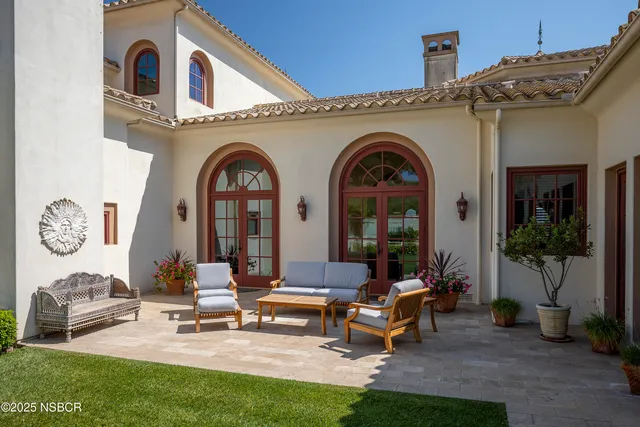 $6,450,000 | 9985 Alisos Canyon Road, Los Alamos, CA 93440