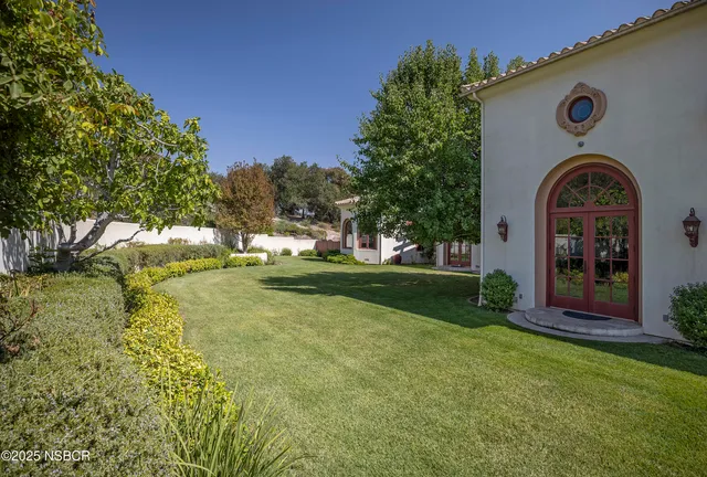 $6,450,000 | 9985 Alisos Canyon Road, Los Alamos, CA 93440