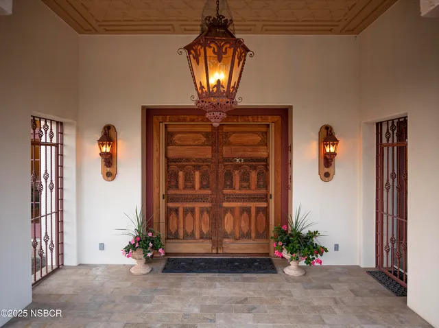 $6,450,000 | 9985 Alisos Canyon Road, Los Alamos, CA 93440