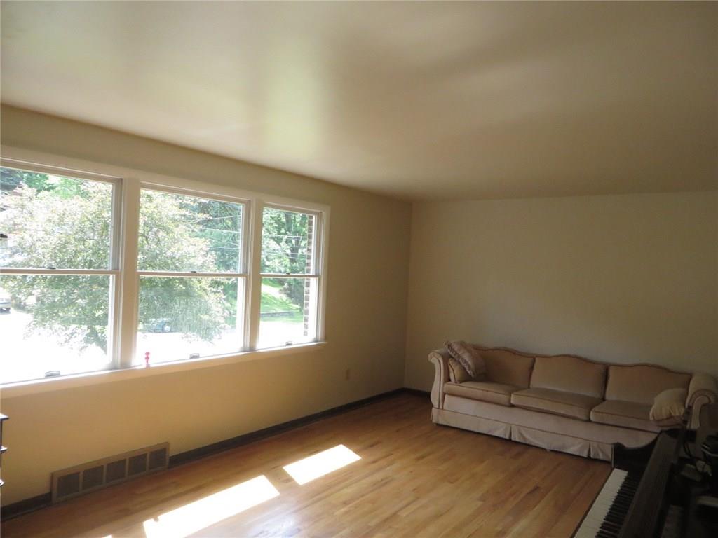 2178 Beulah Road Churchill, PA 15235 - Photo 15 of 21 Gallery Image 15