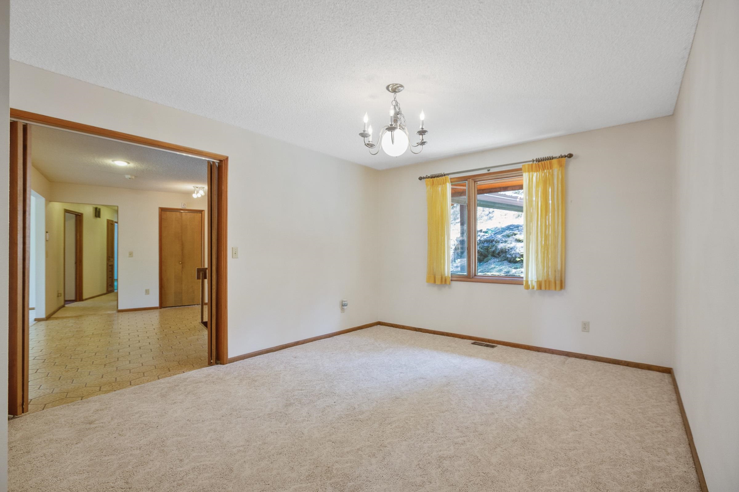 4404 South Adams Road Veradale, WA 99037 - Photo 8 of 28 Gallery Image 8