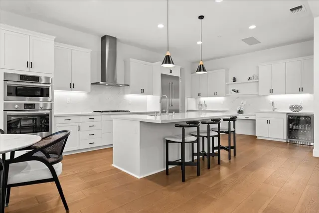 $1,995,000 | 303 Emmet Place, Concord, CA 94521