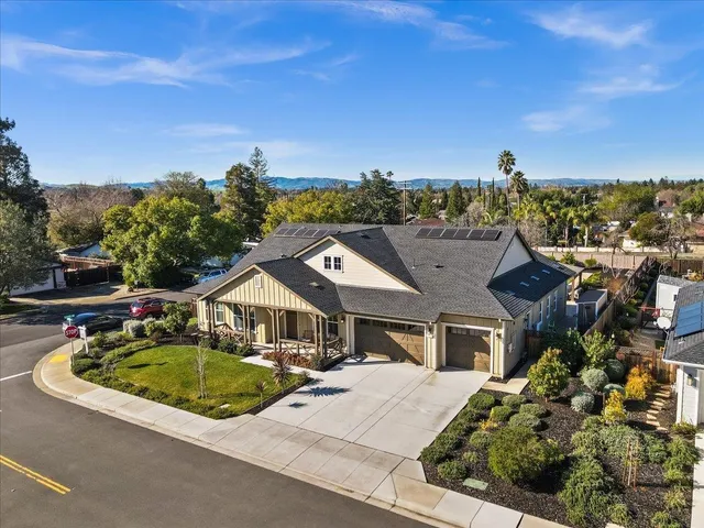 $1,995,000 | 303 Emmet Place, Concord, CA 94521