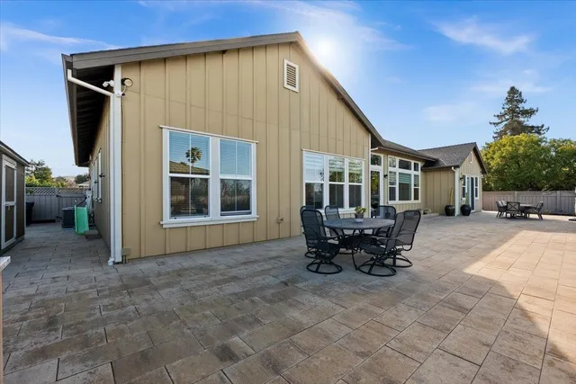 $1,995,000 | 303 Emmet Place, Concord, CA 94521