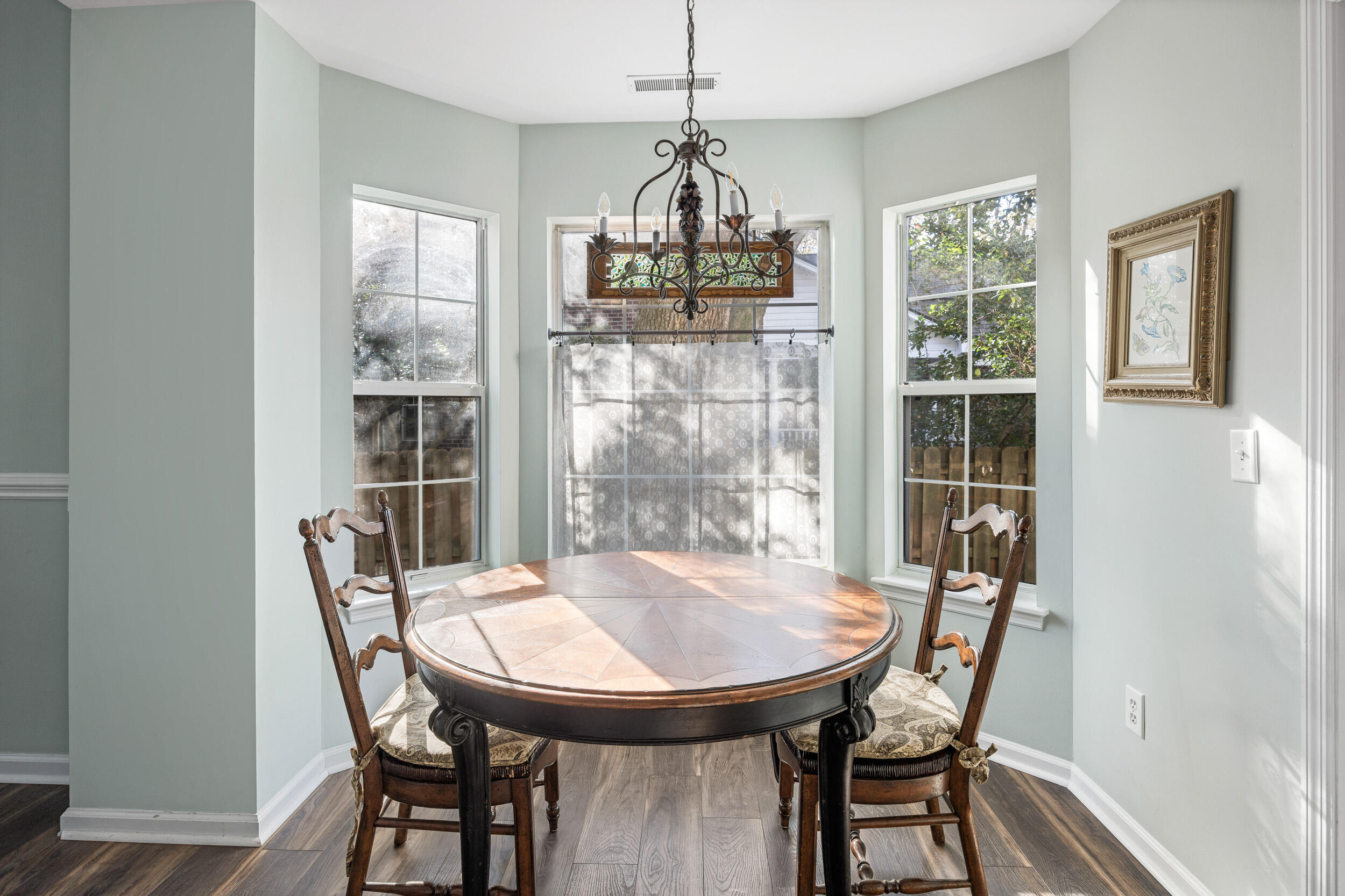 304 Mt Royall Drive Mount Pleasant, SC 29464 - Photo 12 of 36 304 Mt Royall Web-26