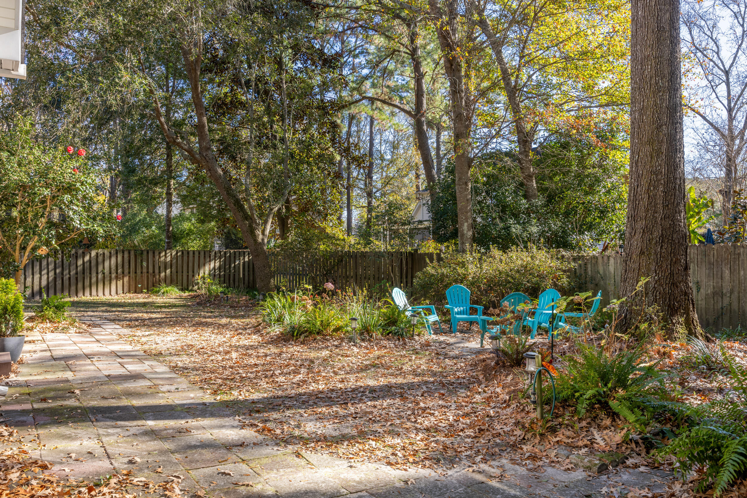 304 Mt Royall Drive Mount Pleasant, SC 29464 - Photo 19 of 36 304 Mt Royall Web-10
