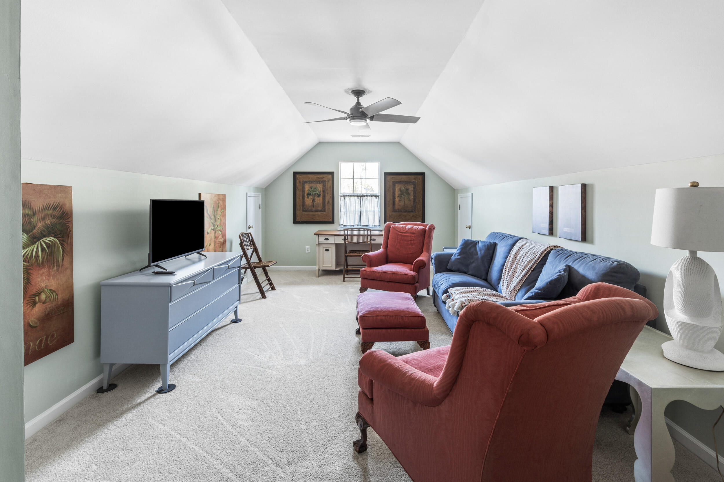 304 Mt Royall Drive Mount Pleasant, SC 29464 - Photo 22 of 36 304 Mt Royall Web-23