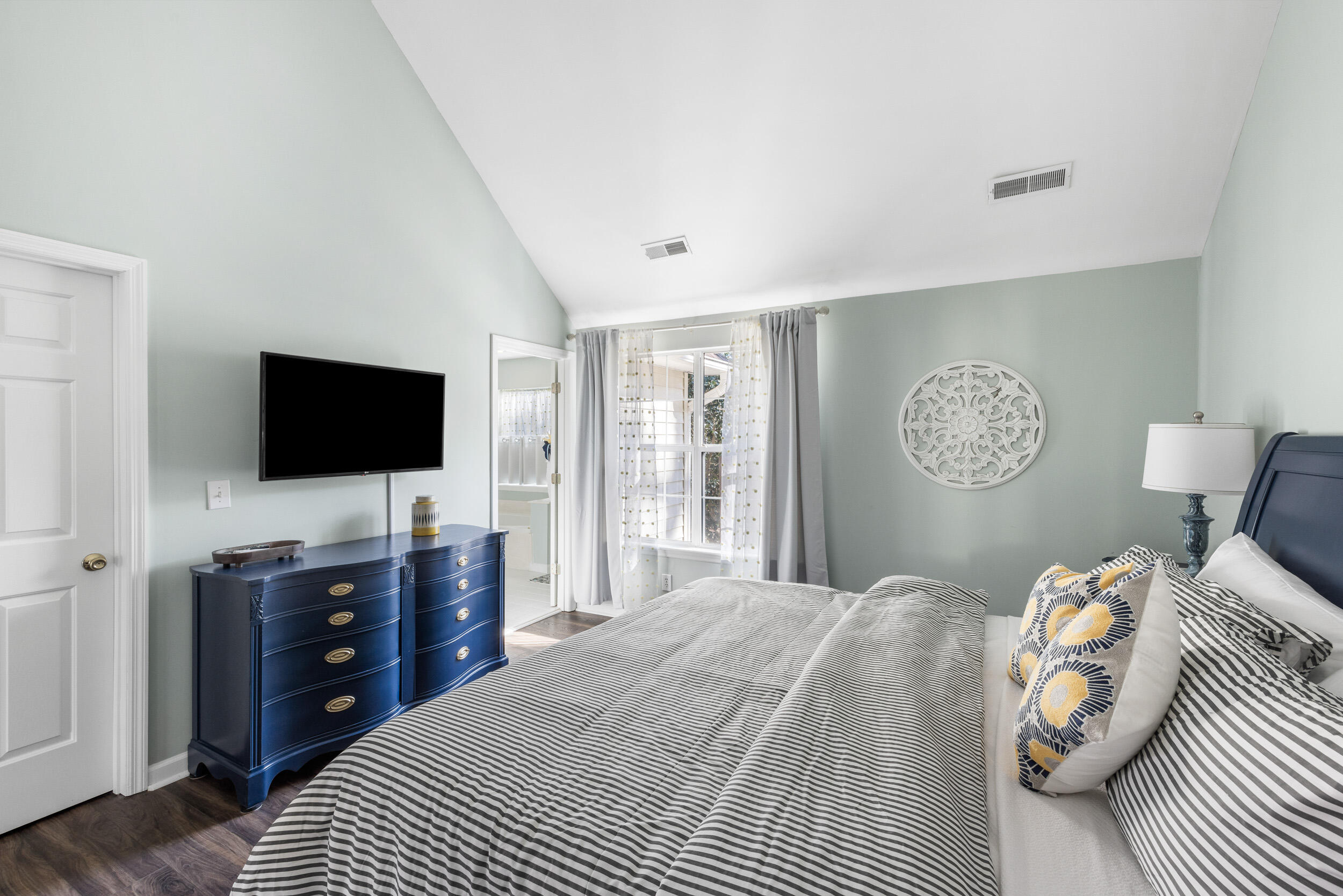 304 Mt Royall Drive Mount Pleasant, SC 29464 - Photo 32 of 36 304 Mt Royall Web-16