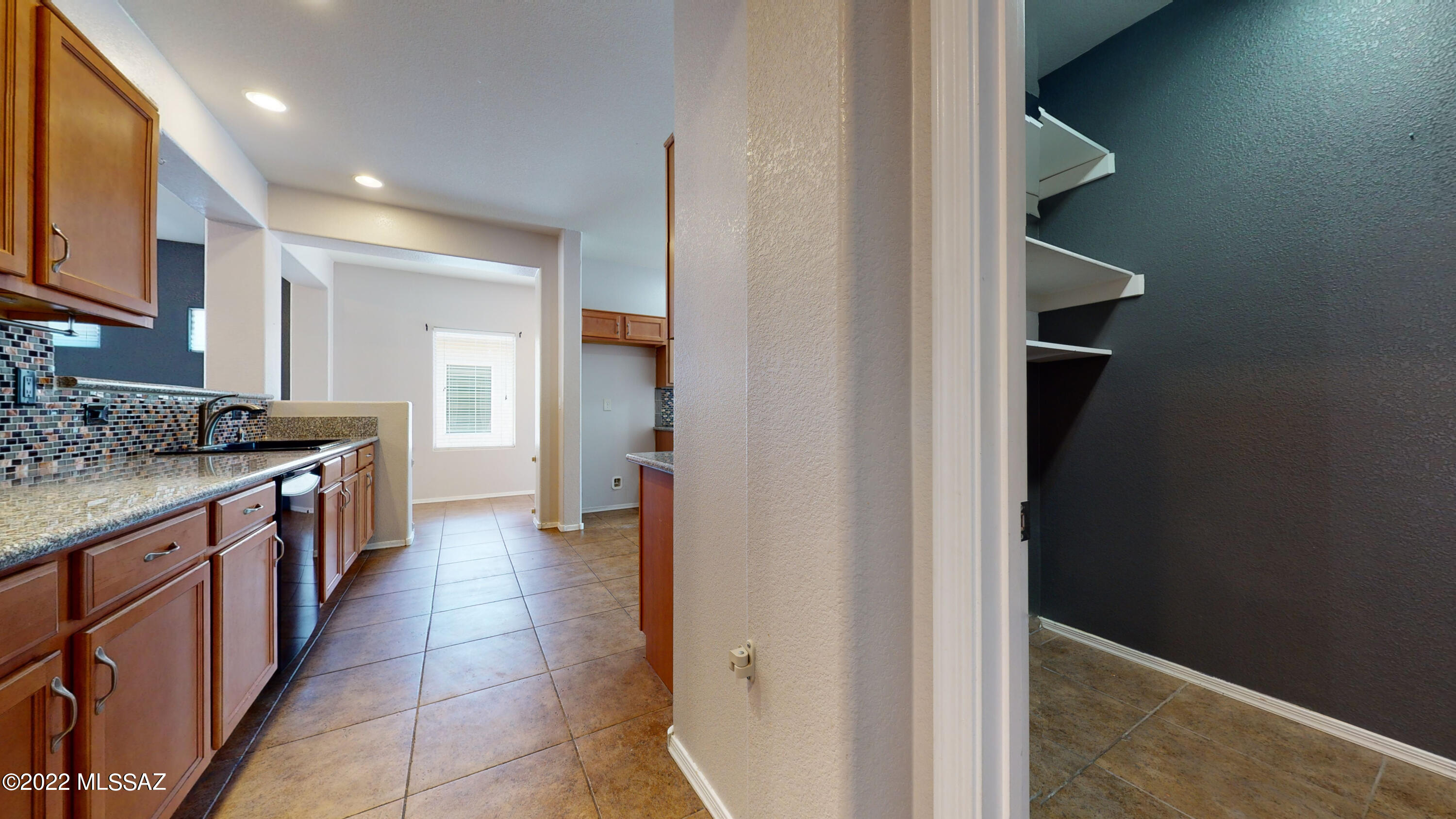 20902 East Frontier Road Red Rock, AZ 85145 - Photo 13 of 42