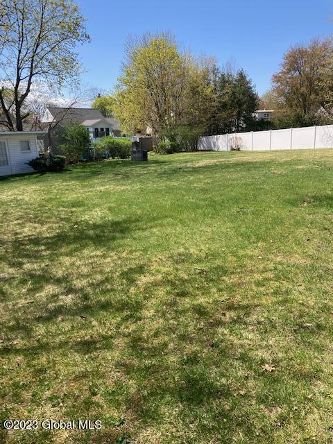 1729 Caldicott Road Rotterdam, NY 12303 - Photo 4 of 8 IMG_1787