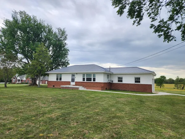 $1,350 | 1269 Old Shelbyville Highway, Tullahoma, TN 37388