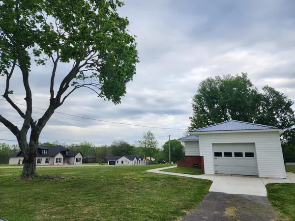$1,350 | 1269 Old Shelbyville Highway, Tullahoma, TN 37388