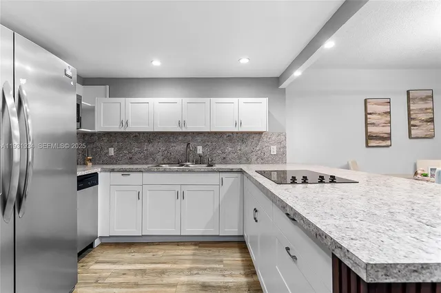 $2,200 | 400 Leslie Drive, Unit 305, Hallandale Beach, FL 33009