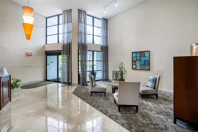 $2,200 | 400 Leslie Drive, Unit 305, Hallandale Beach, FL 33009