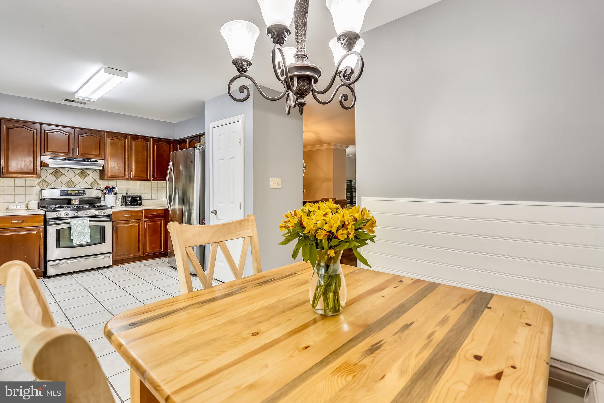 894 Tall Oaks Square Leesburg, VA 20175 - Photo 17 of 43