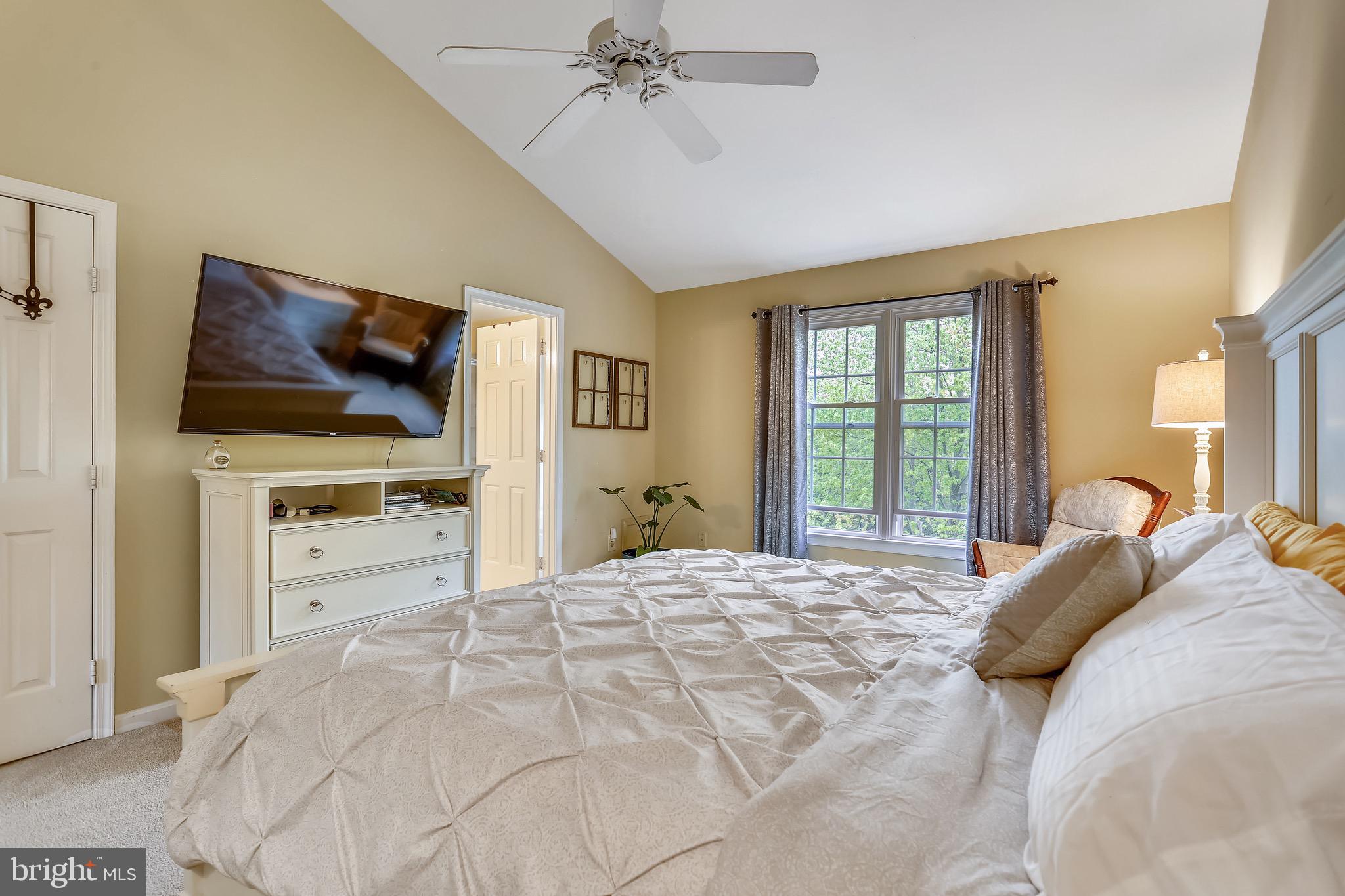 894 Tall Oaks Square Leesburg, VA 20175 - Photo 20 of 43