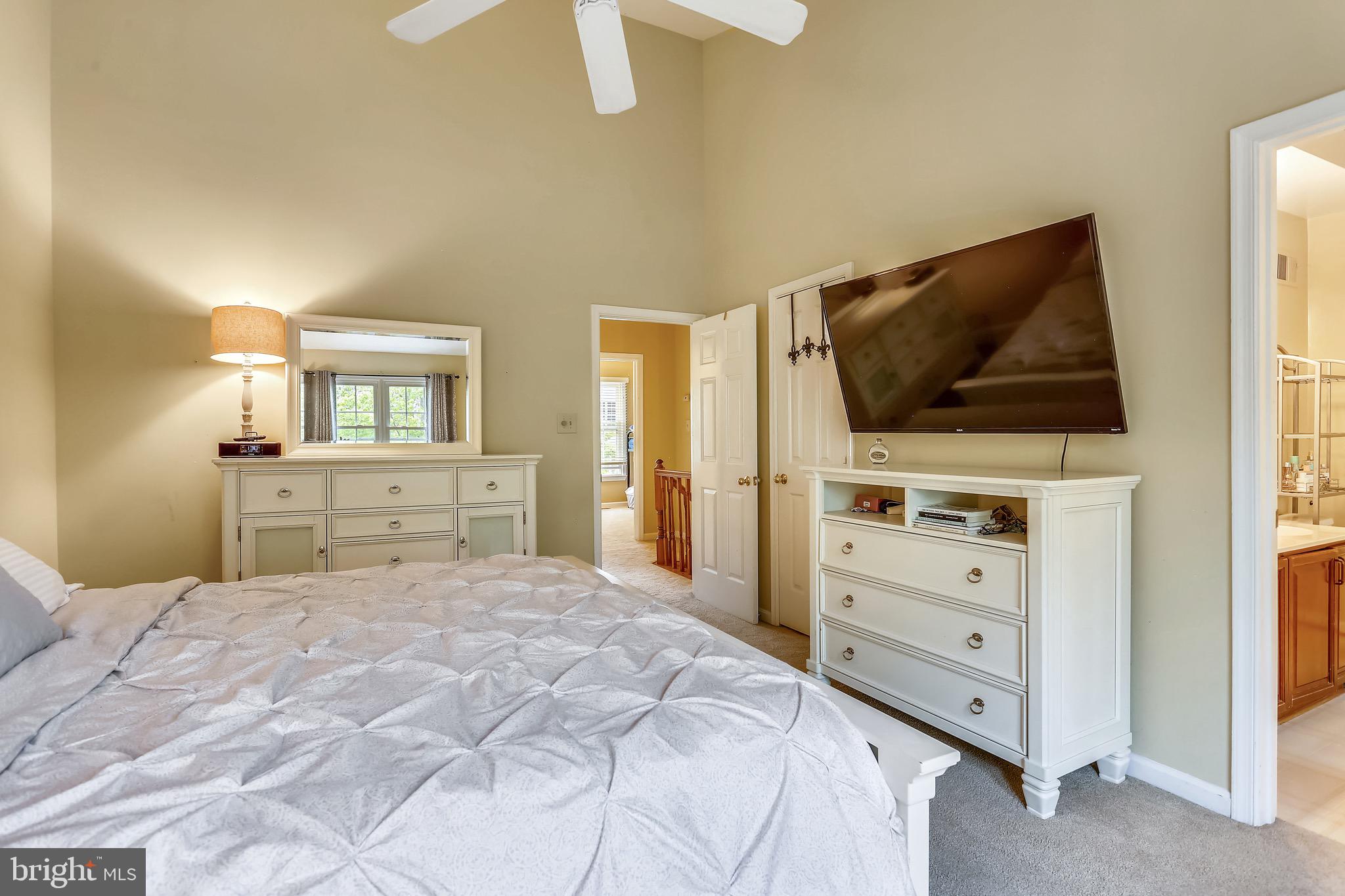 894 Tall Oaks Square Leesburg, VA 20175 - Photo 22 of 43