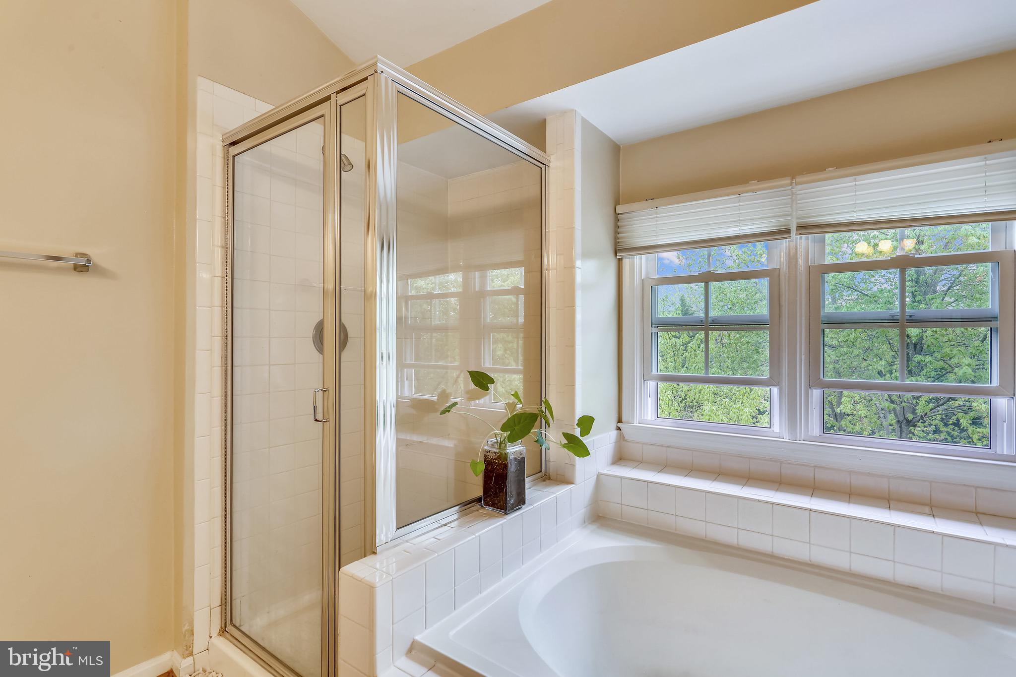 894 Tall Oaks Square Leesburg, VA 20175 - Photo 23 of 43