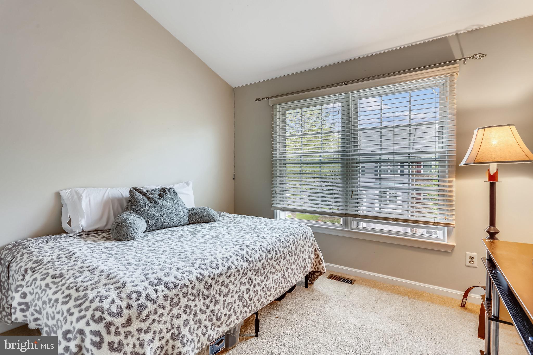 894 Tall Oaks Square Leesburg, VA 20175 - Photo 24 of 43