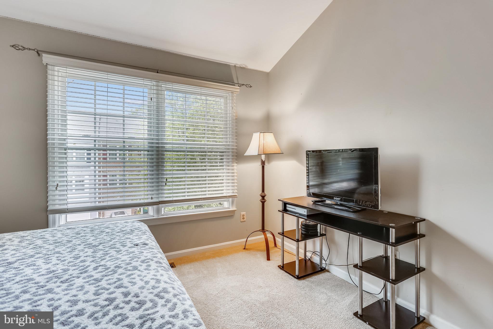 894 Tall Oaks Square Leesburg, VA 20175 - Photo 26 of 43