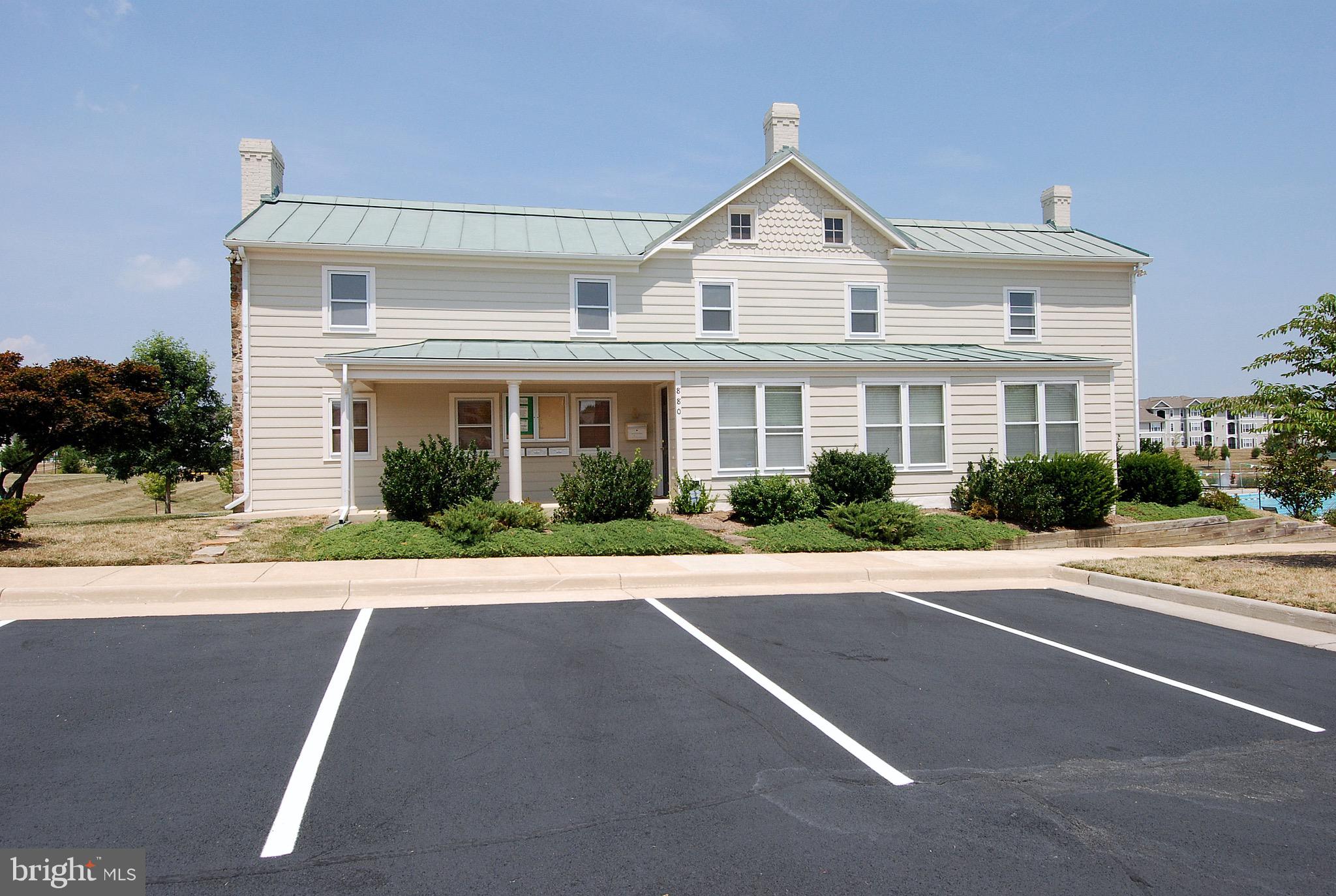 894 Tall Oaks Square Leesburg, VA 20175 - Photo 35 of 43