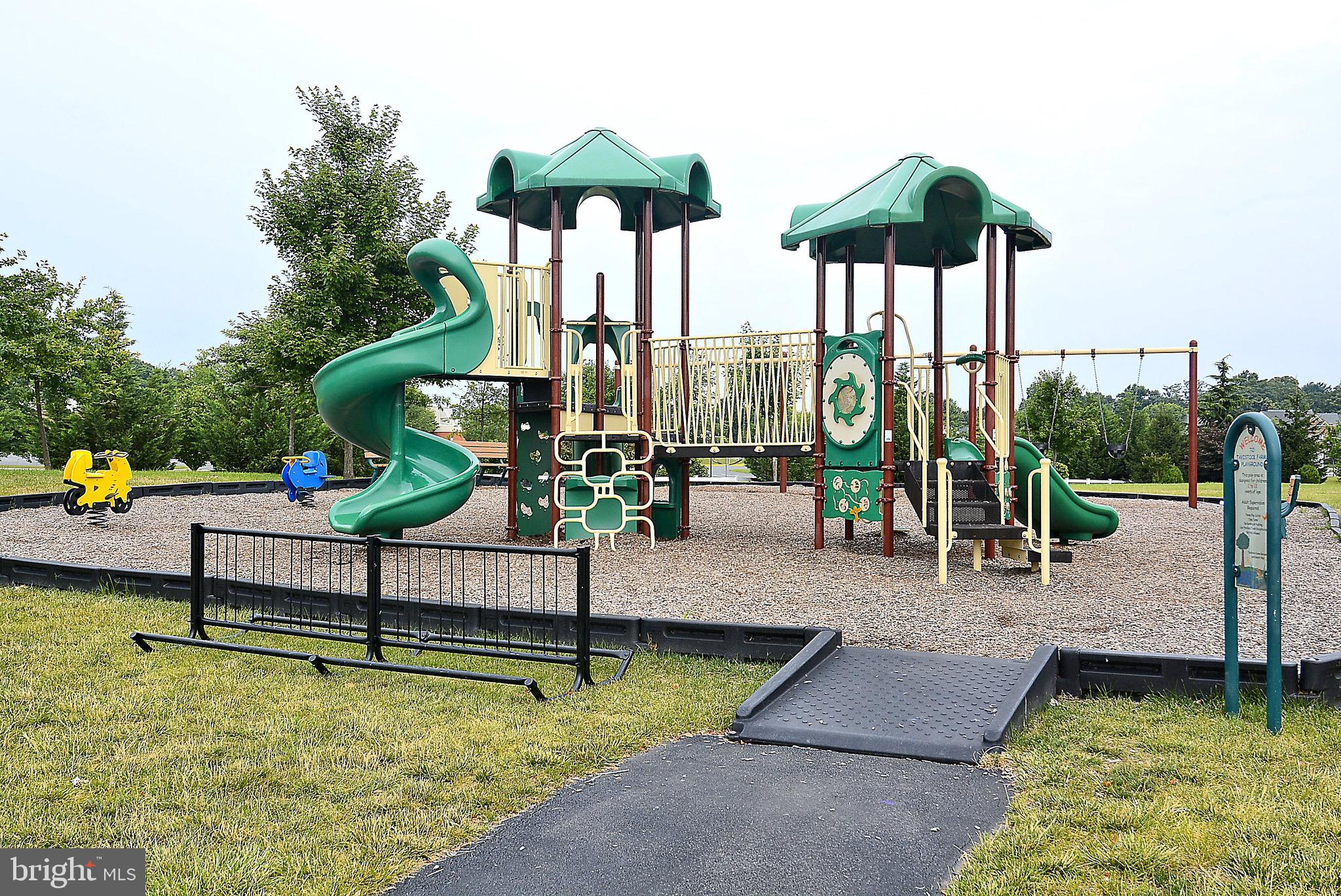 894 Tall Oaks Square Leesburg, VA 20175 - Photo 37 of 43