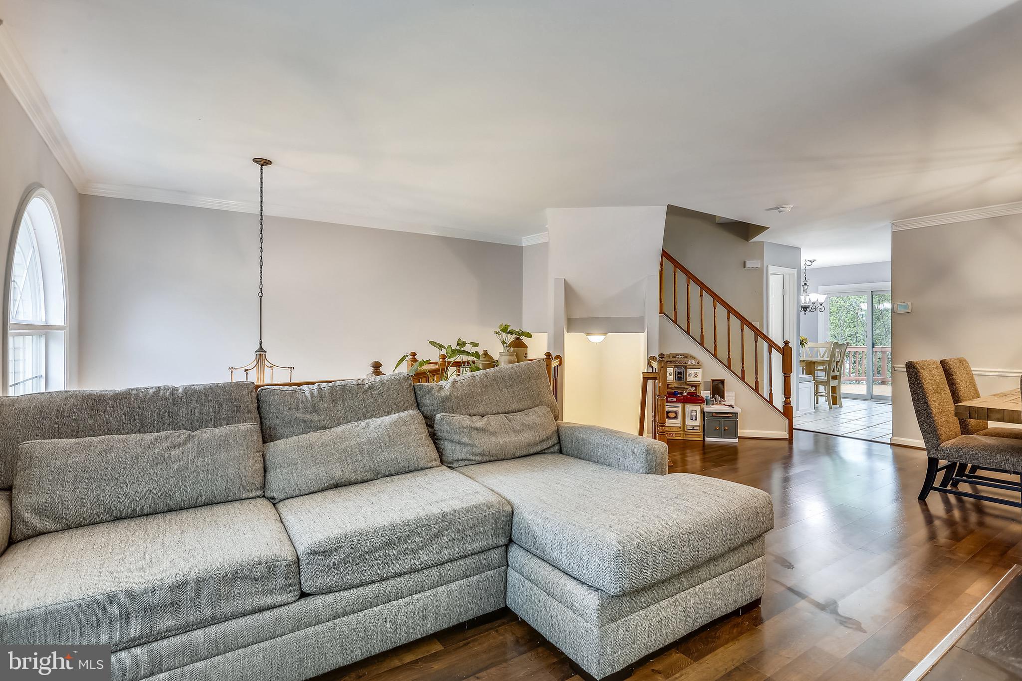 894 Tall Oaks Square Leesburg, VA 20175 - Photo 7 of 43